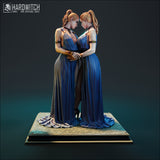 Mrg-260514 Twins Lady