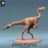 Lop-240644 Oviraptor Walk