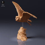 American Barn Owl Fly - Animal Den Miniatures